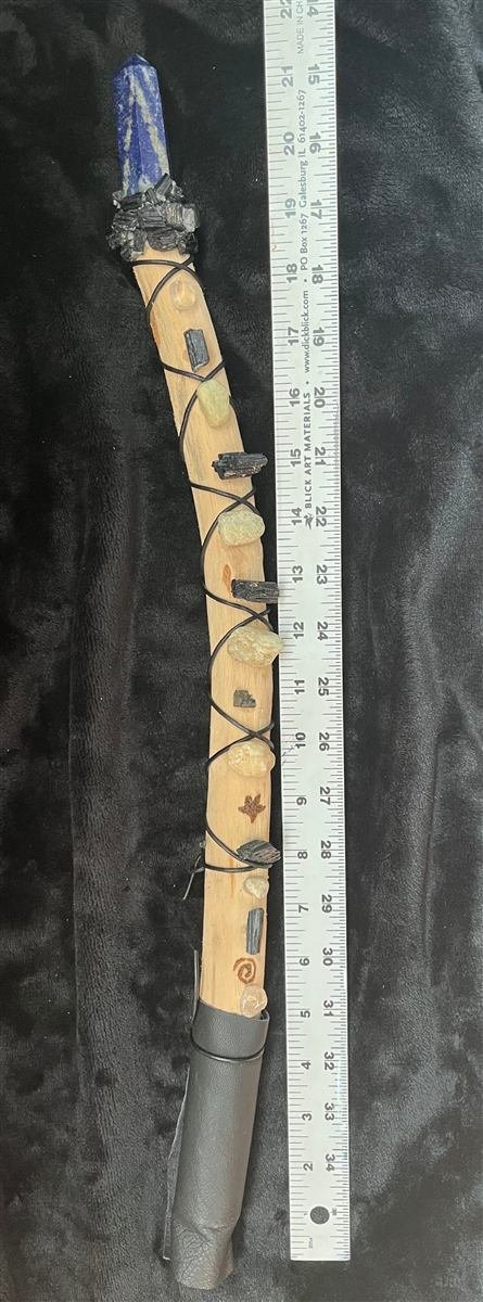 Light Wand Virtue, handmade by Wilhelmina